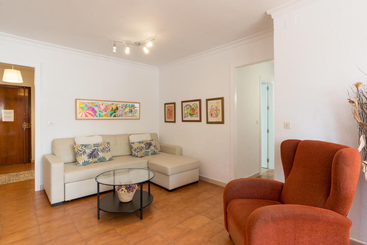 Virginia Beach & Private Terrace By Ele Apartments Malaga Exterior photo